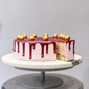 Drip Cake Mandel Himbeer